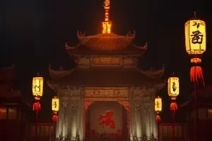 口碑剧《沉默的刻度》封面，旧式量尺与手写笔记